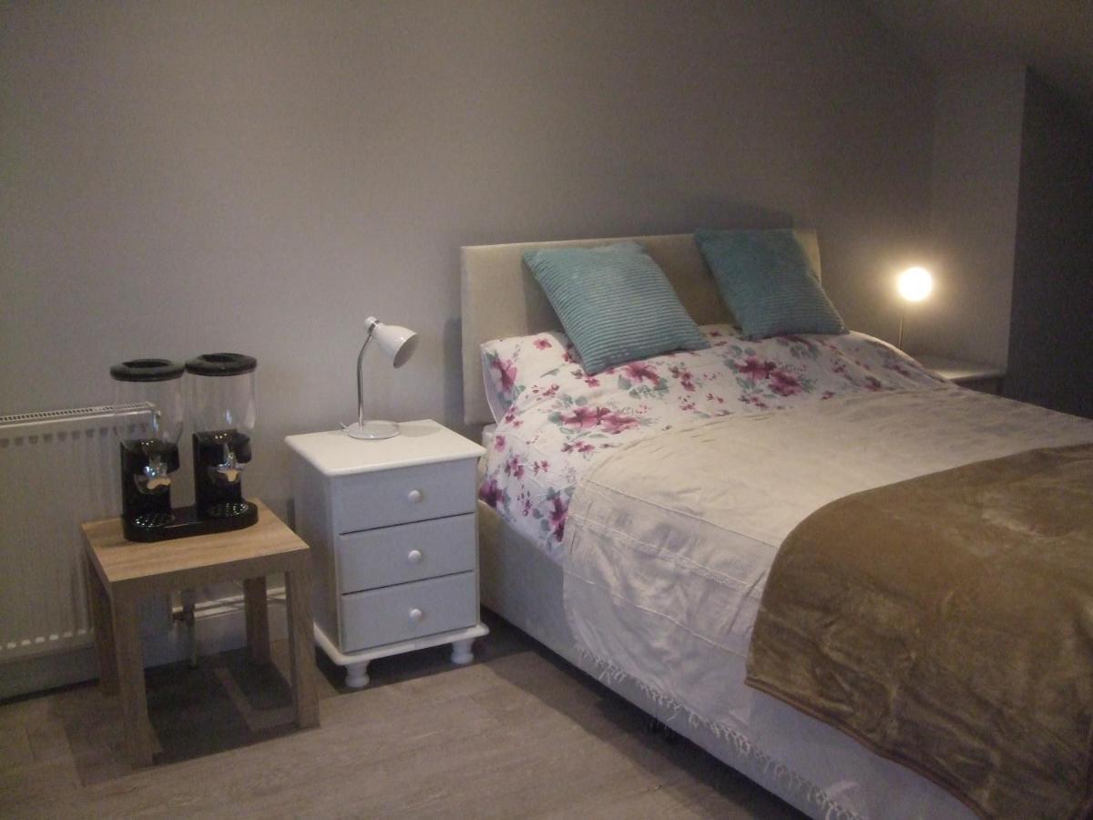 Fulham Bnb London Bagian luar foto