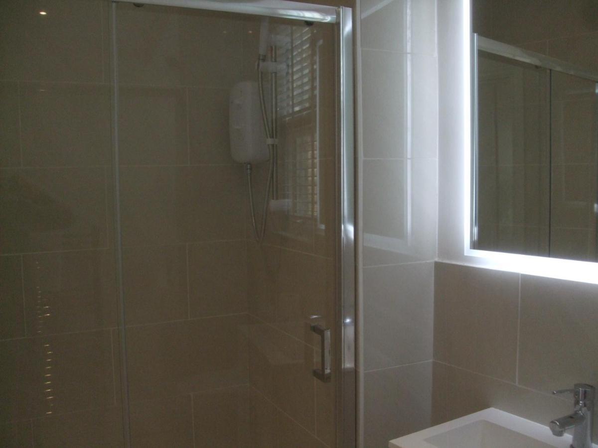 Fulham Bnb London Bagian luar foto