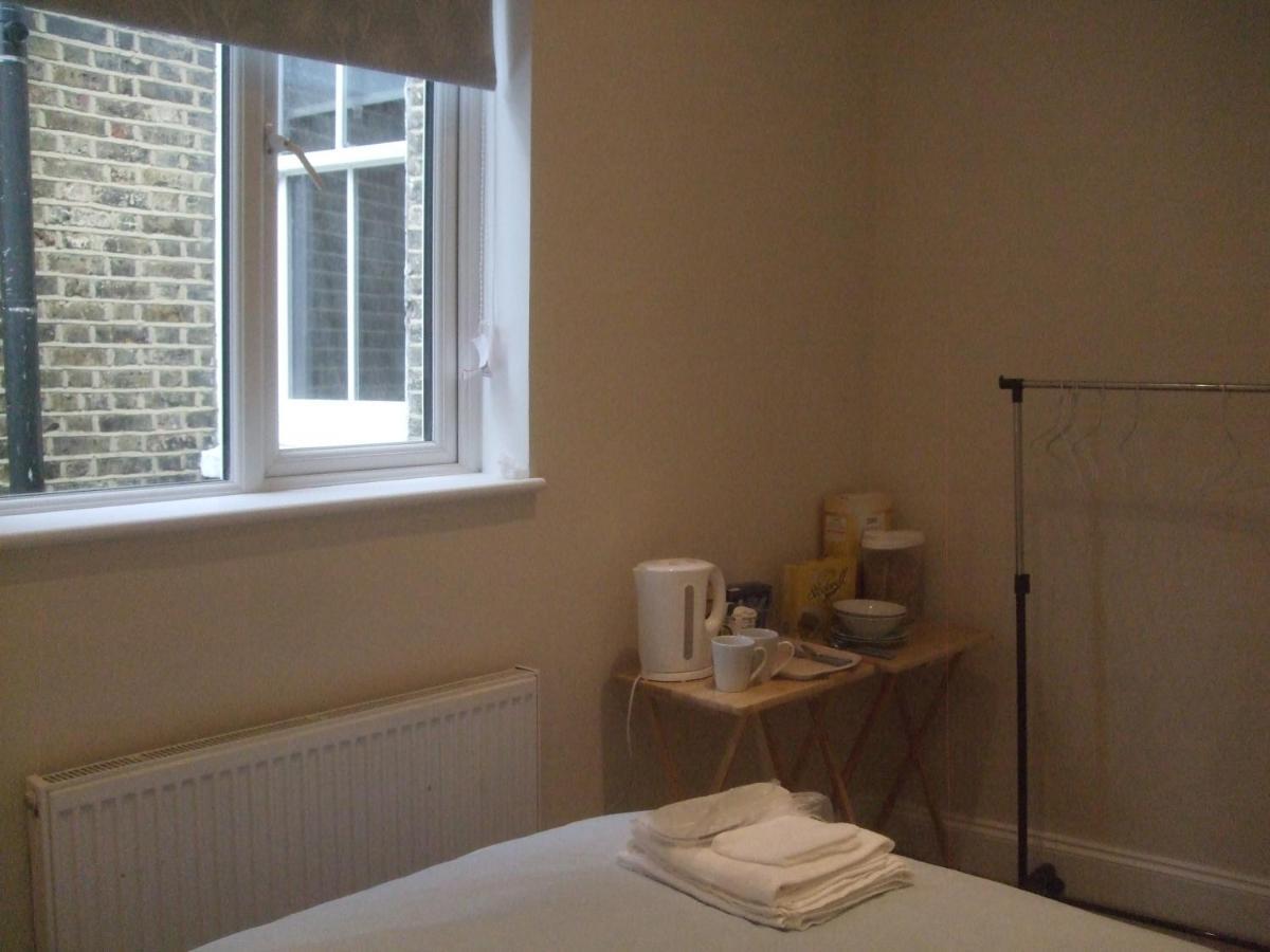 Fulham Bnb London Bagian luar foto