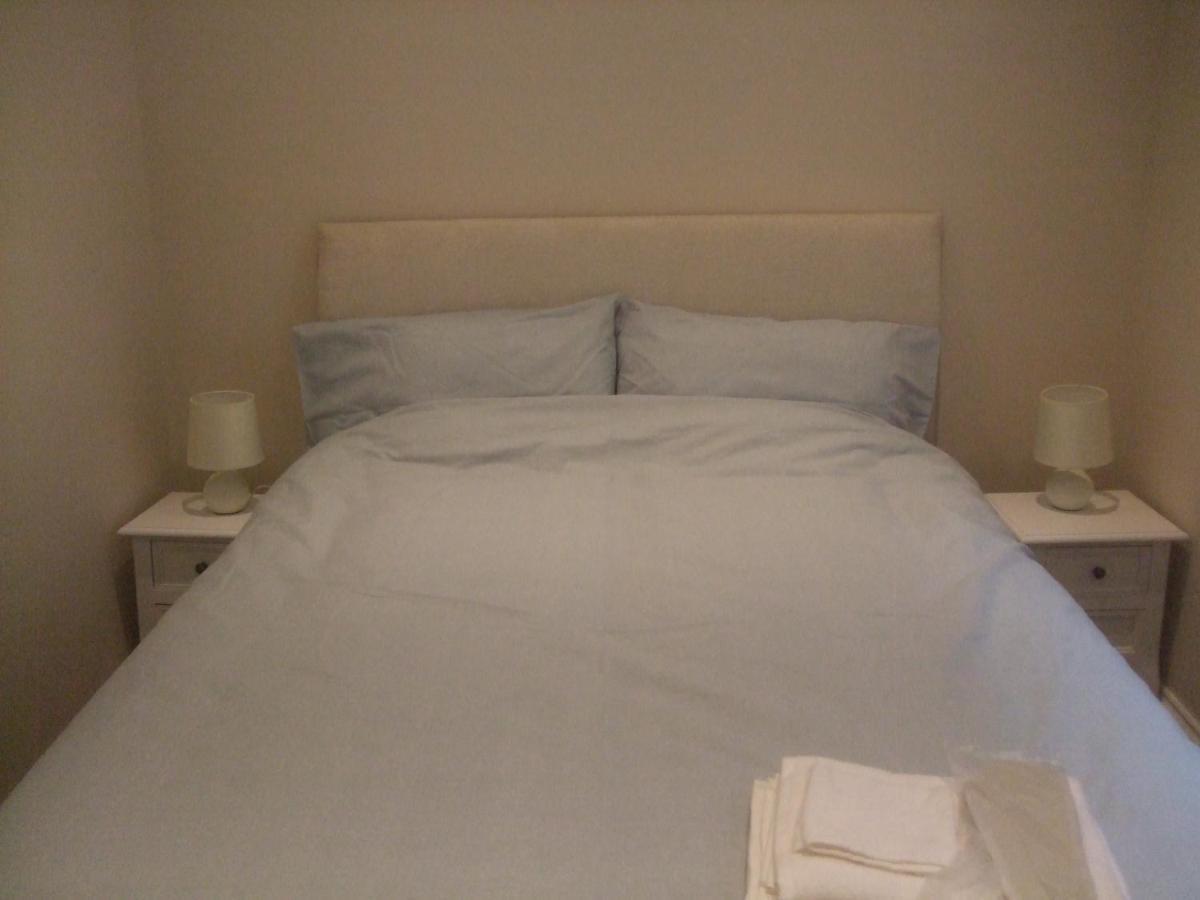 Fulham Bnb London Bagian luar foto
