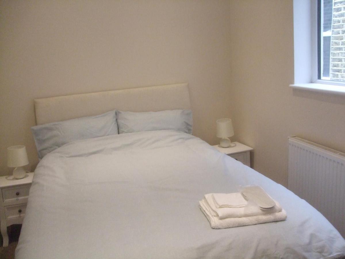 Fulham Bnb London Bagian luar foto